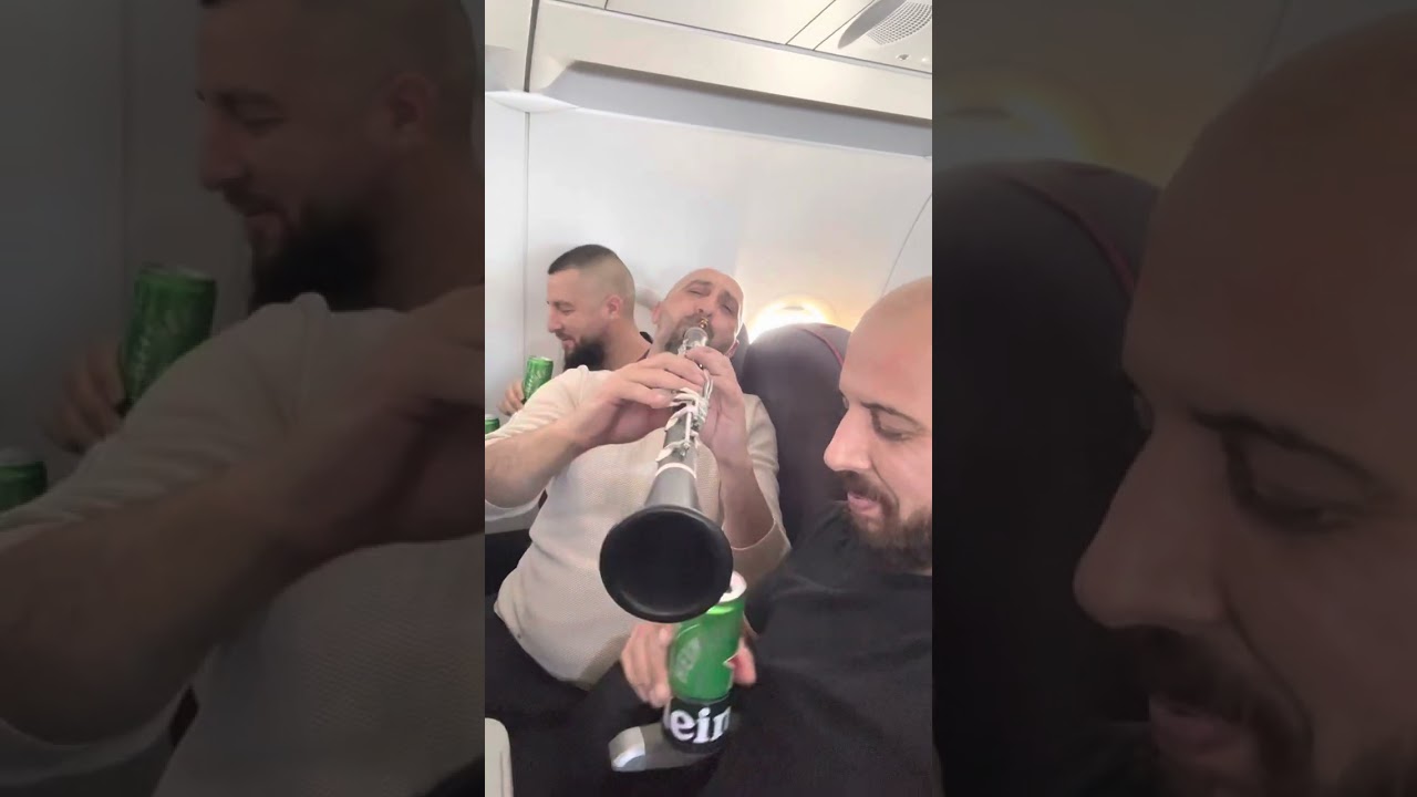 Ork Gunay King ve Karizma Ucakta Canli Müzik 2023 Wizz Air