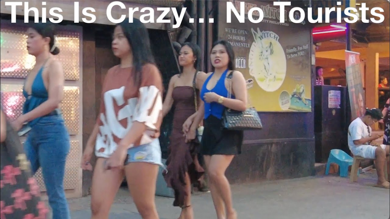 Angeles City Is EMPTY Before Christmas — Where Are the Tourists?!