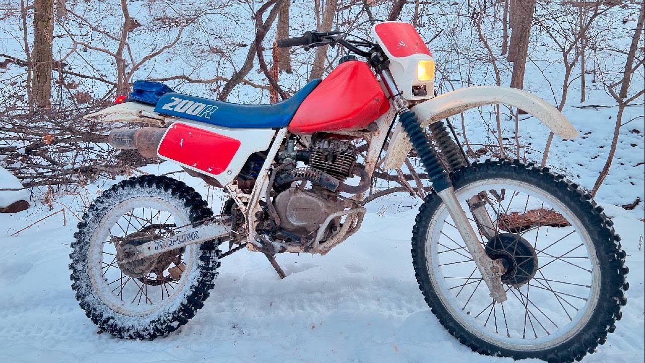 Honda XR200 snow ride without studs