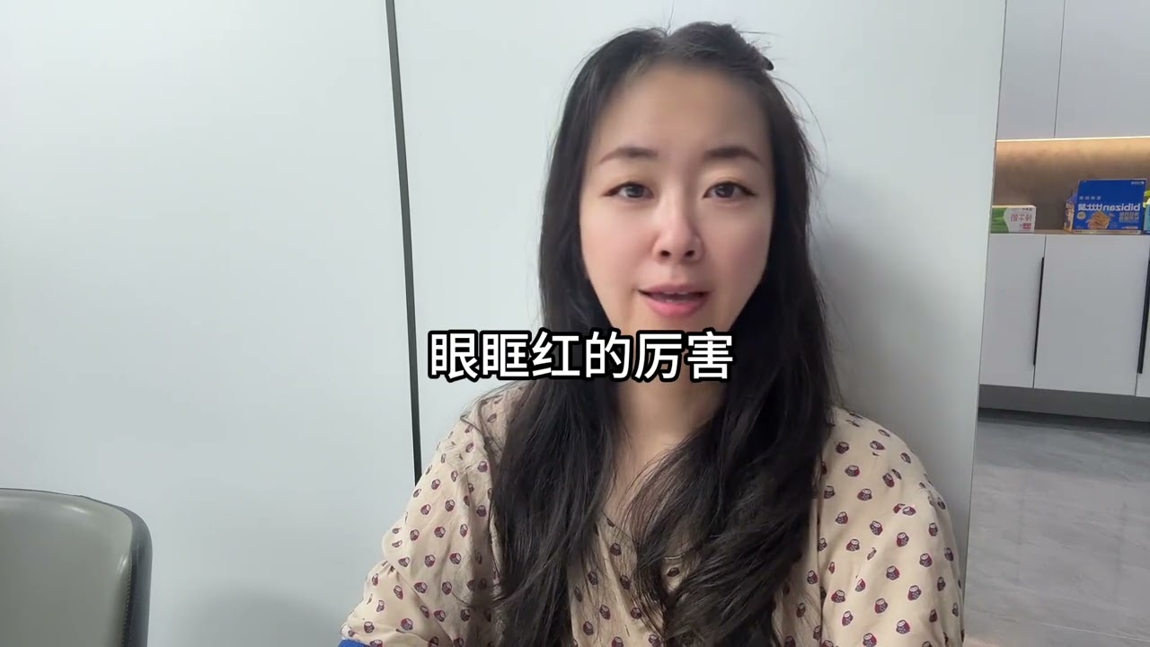 堂嫂就守着老家的破院子，一个人拉扯着一儿一女
