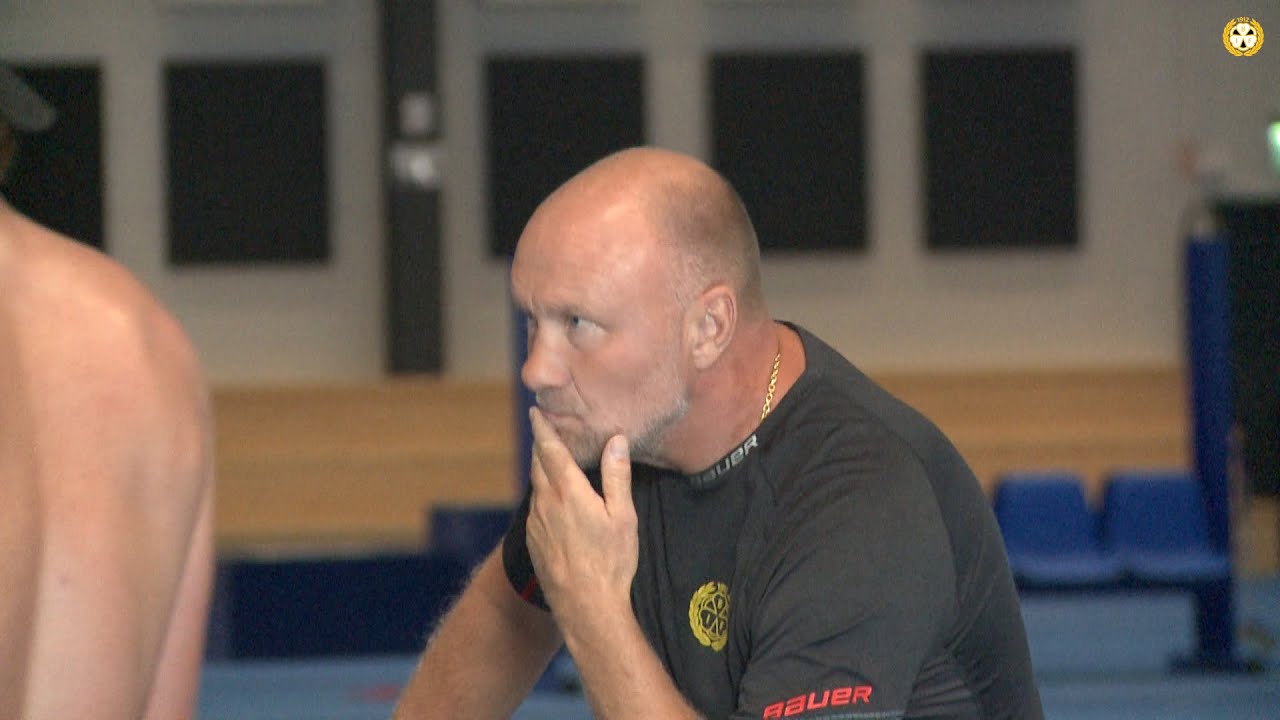 Fystester med SHL-truppen — då jobbar Samuel Ersson bort målvaktsryktet