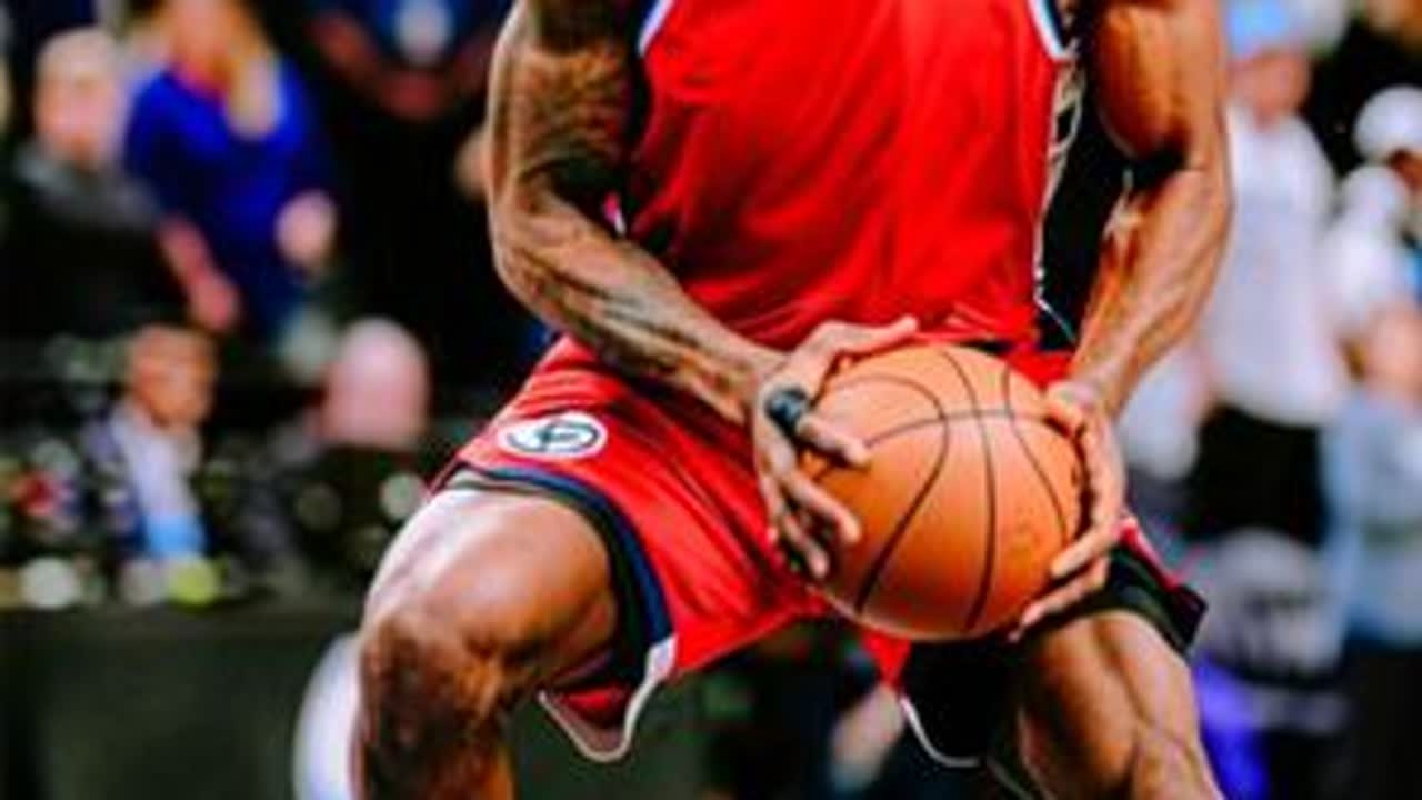 NBA戏精大赏 | 小卡化身孤胆英雄坚守阵地？利拉德赛季报销仍参加三分大赛？#送ta上精选 #伦纳德 #湖人 #利拉德#抖音球风挑战赛