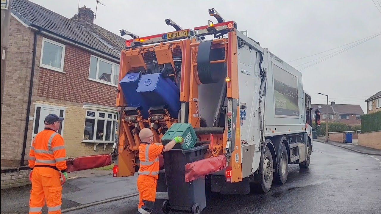 Suez Mercedes Econic Bin lorry on Mixed Recycling, UTG