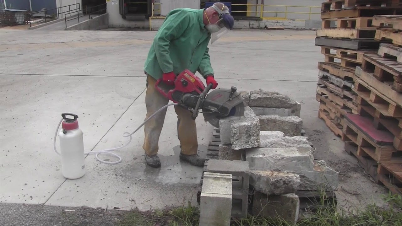 Cutoff Saw With  High Pressure Water Tank