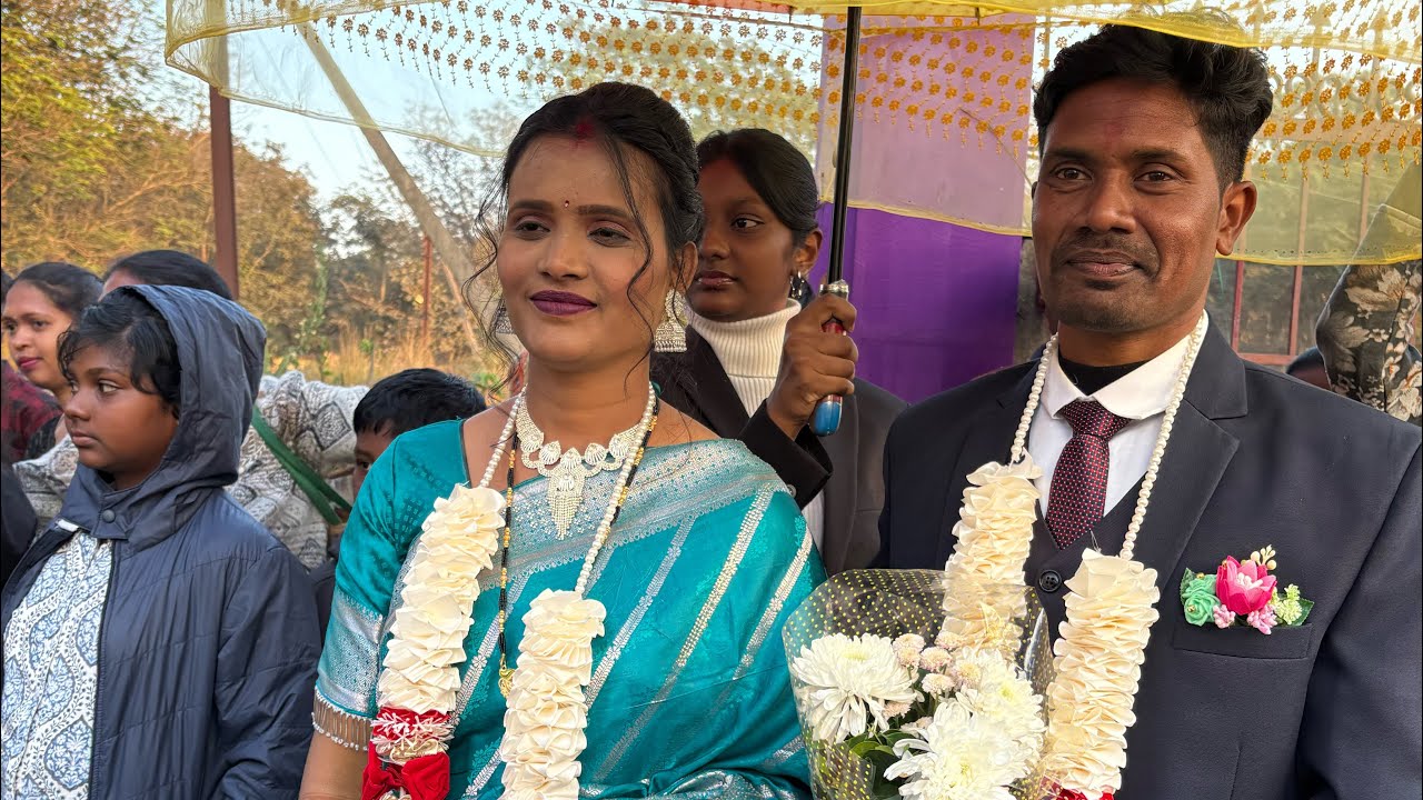 Enjoying friend’ wedding 