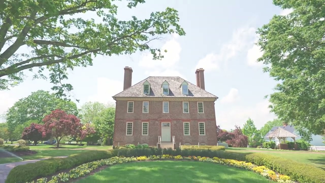 Explore The Historic Powhatan, a Hilton Vacation Club, for a Charming, Historic Getaway