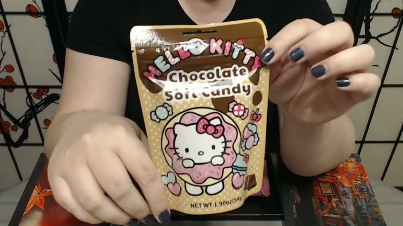 Tsuki no Ame 769 Hello Kitty Chocolate Soft Candy & Hello Kitty Lotte Pie