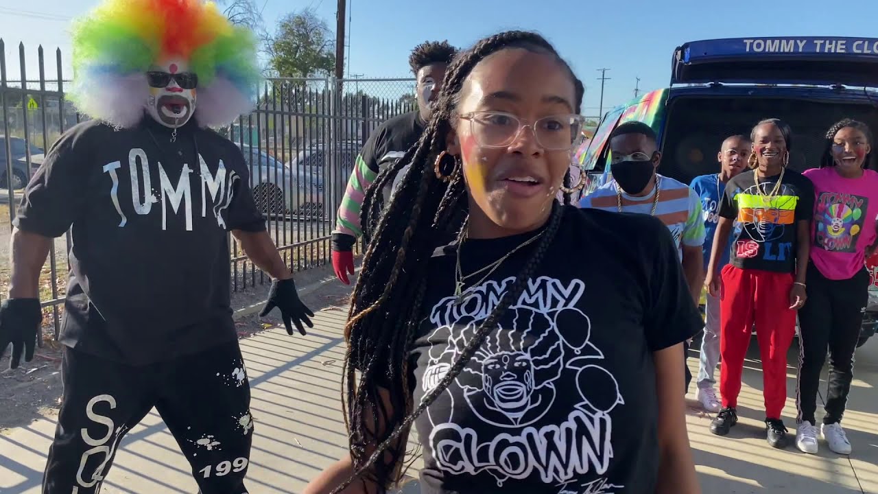 CAN YOU REALLY ENTERTAIN LIKE THIS? I @TOMMYTHECLOWN