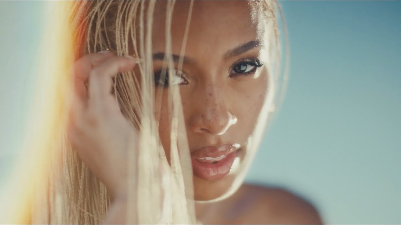 Tolou - Energy (Official Music Video)