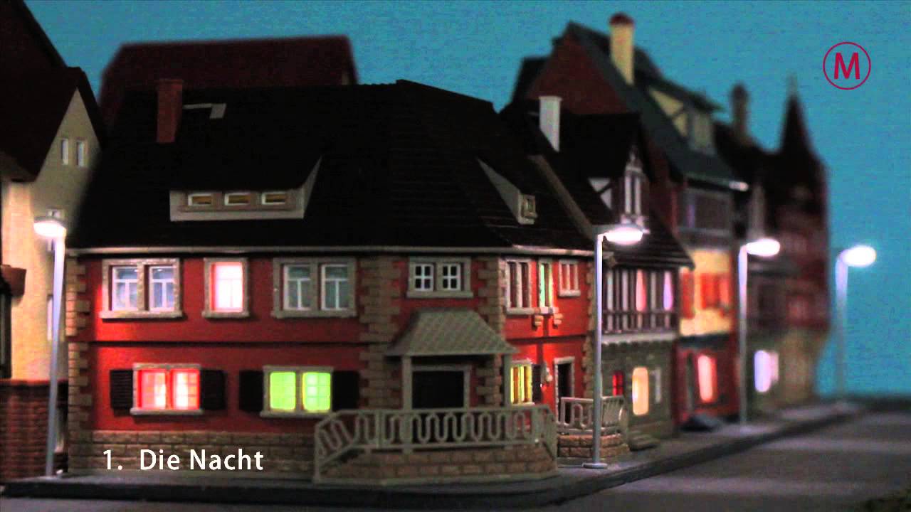 Modelleisenbahn: H&auml;userbeleuchtung f&uuml;r eine Stra&szlig;e, Model Railway: House Illumination for a Street