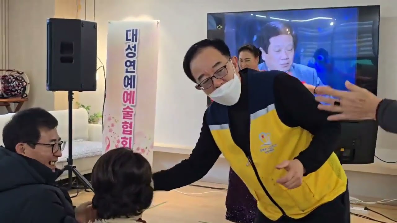 초대가수 심선희 광대    한배로주간보호센터