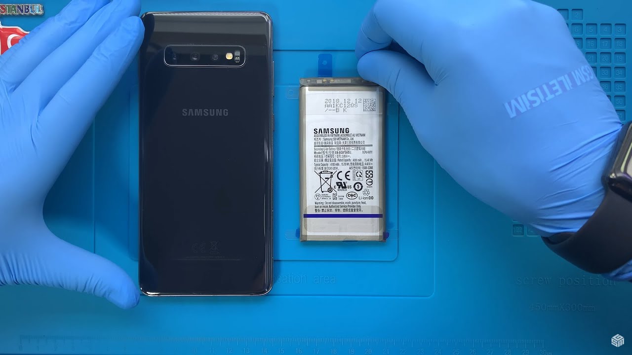 Замена аккумулятора Samsung Galaxy S10+
