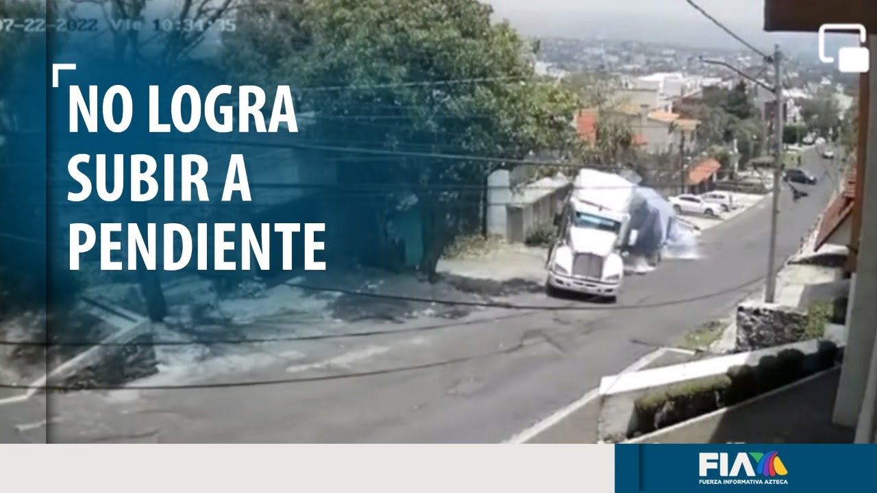 Aparatoso accidente de un camión en Monterrey