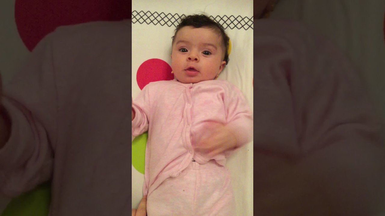 مناغاة بيبي اربعه أشهر