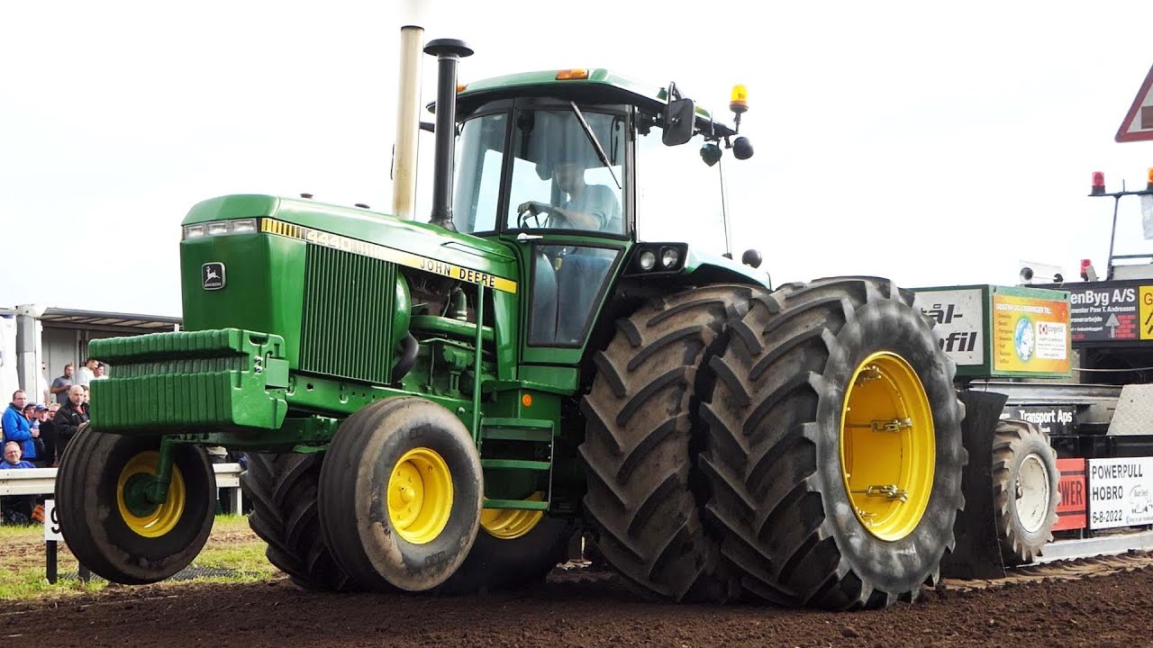 John Deere 4440 in front of the sledge getting the job done at Særslev Traktortræk 2021 | Pulling DK