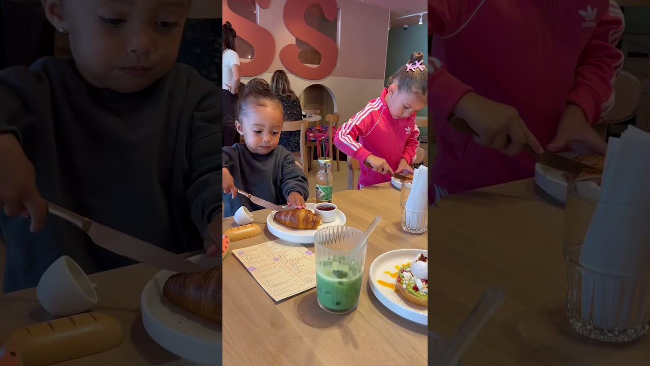 Als ouder genieten terwijl je kind aan het spelen is! #bliss #hoofddorp #kidscafe #kindvriendelijk