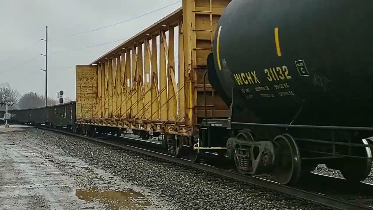 Norfolk Southern Westbound through London Ohio. I think this was NS179