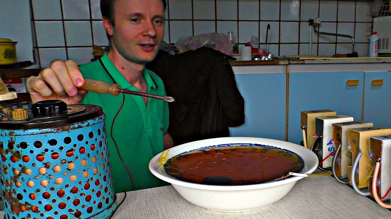✅Масло и высокое напряжение. Что будет⁉️ Жидкий диэлектрик оживает 👾от высоковольтного генератора