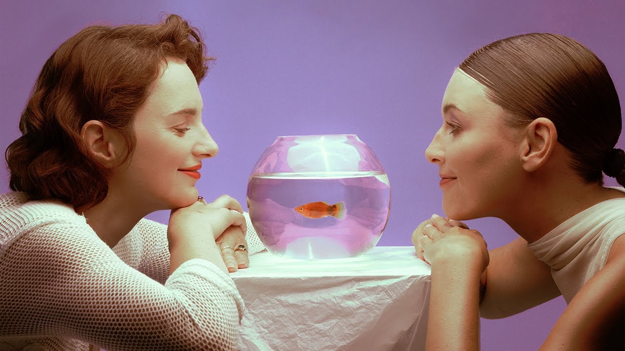 Vesna & Kateřina Marie Tichá - Po vodě (Official Music Video)