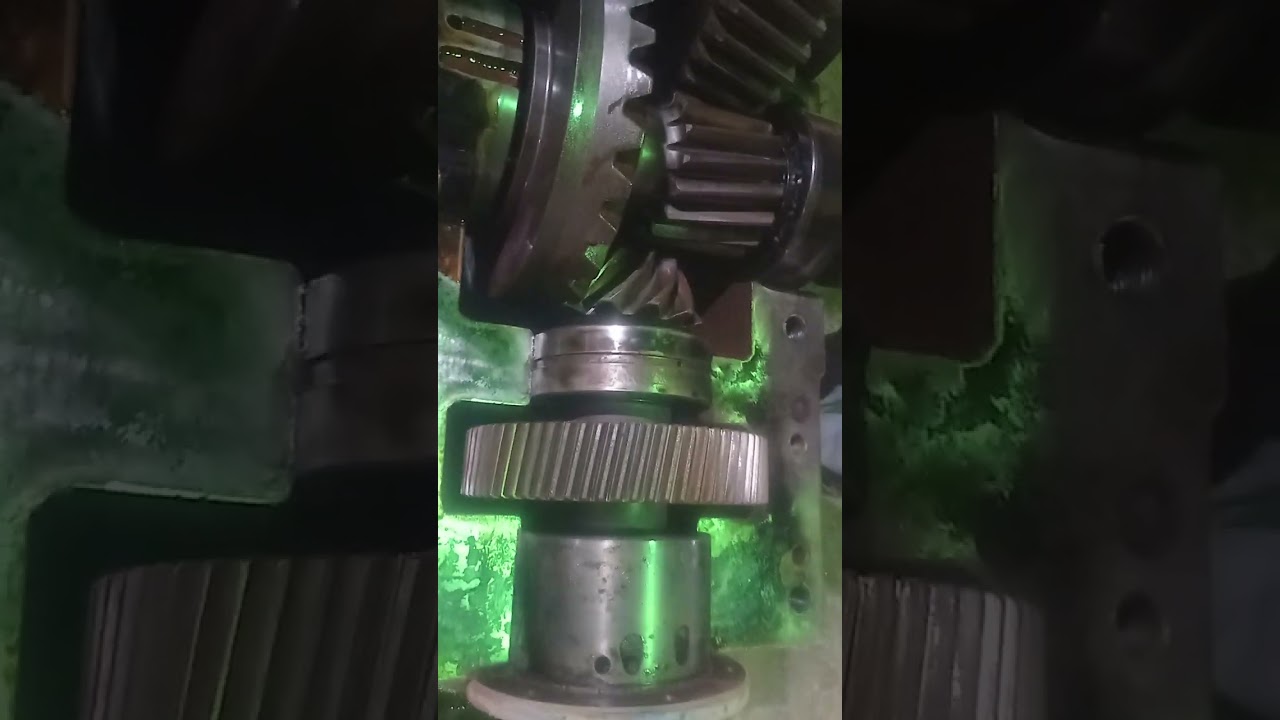 Flender KDA500 gear box dismantling and inspection