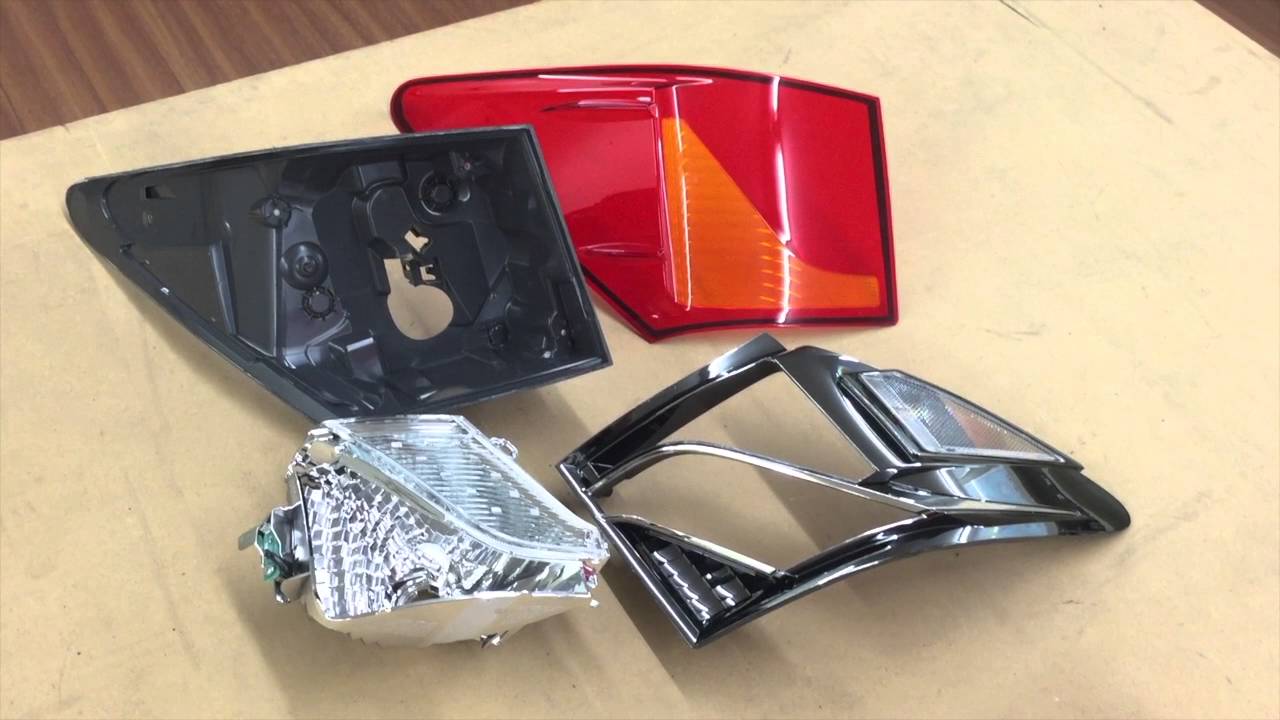 Lexus 2013 GS350 tail light teardown F-Sport