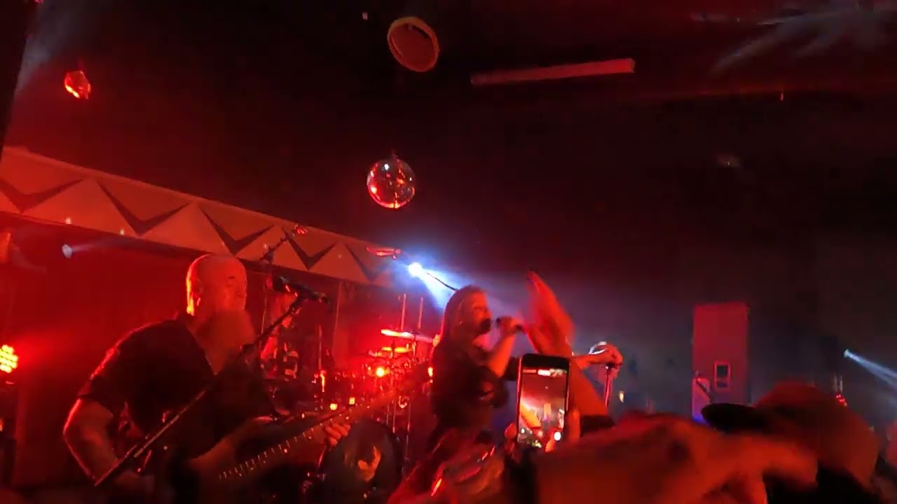 Devilskin - Little Pills, Waihi Beach Hotel 2025