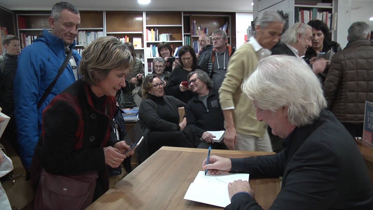 Patrick Sébastien en dédicace à Carcassonne nous livre sa vision du bonheur :