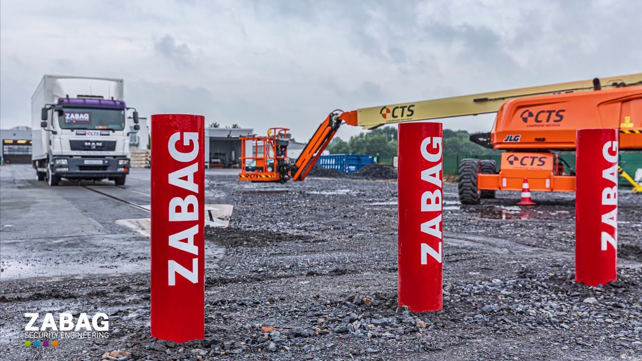 ZABAG Crashtest Flachfundamentpoller_shallow mounted bollard