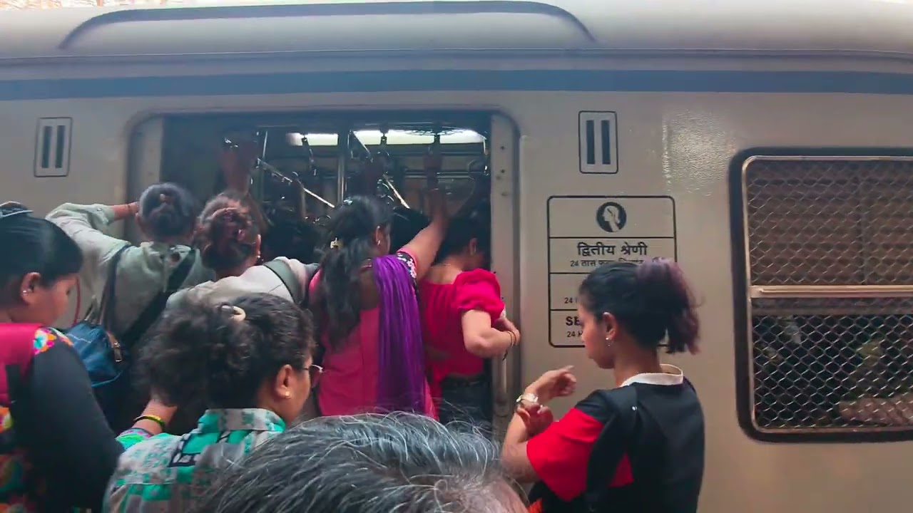 Mumbai Local Life | Natural City Sounds | Office Commute Vlog #mumbaivlog #myfirstvlog 