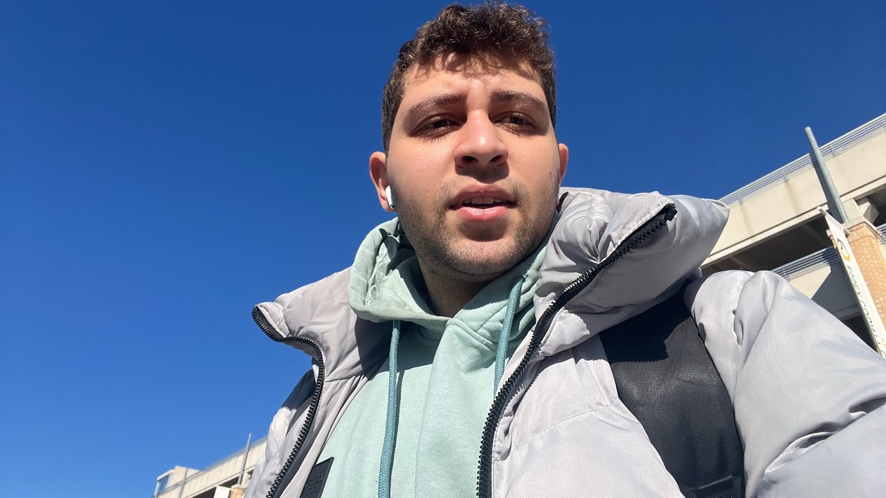 ازاي تقدم في كوميتني كولج في امريكا، واي أصلا كليه المجتمع ديه ؟