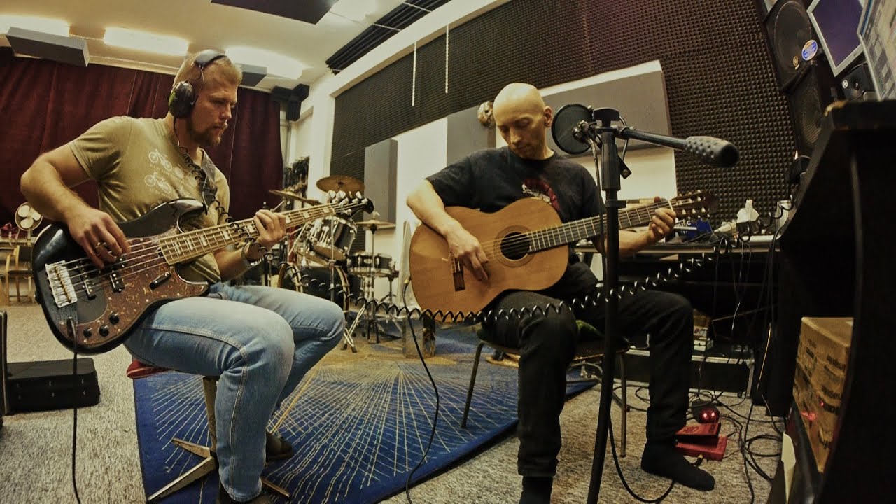 Nihil Quest - Freezing (half acoustic and live in studio)