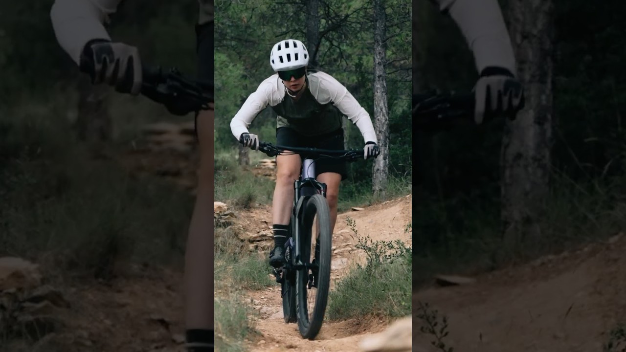 Modern downcountry bike, but electrified: SCOTT Lumen. #SCOTT #eMTB #DownCountryBike