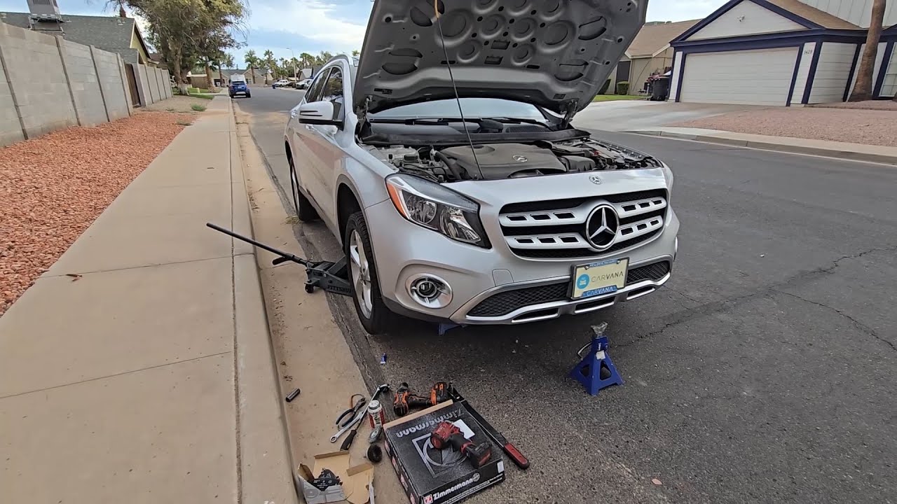 How to change front brake pads and rotors on Mercedes Benz GLA (complete guide)