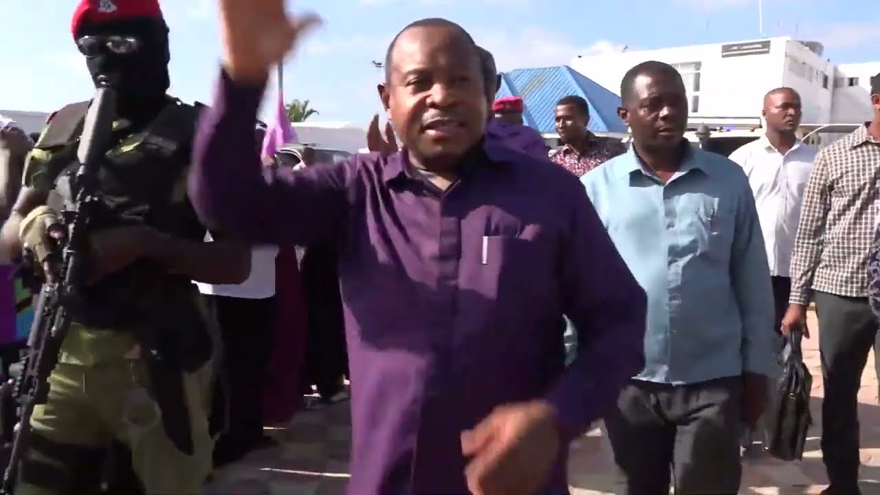 @vugaonlinetv: Mhe OTHMAN MASOUD KUPEWA AHADI HII NA WATU WA PEMBA  HATUWEZI KURUDI NYUMA #OMOZIARA
