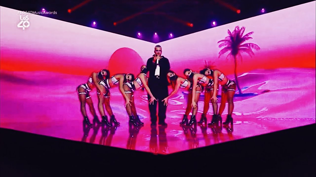 Maluma - Cielo A Un Diablo (Live Performance)