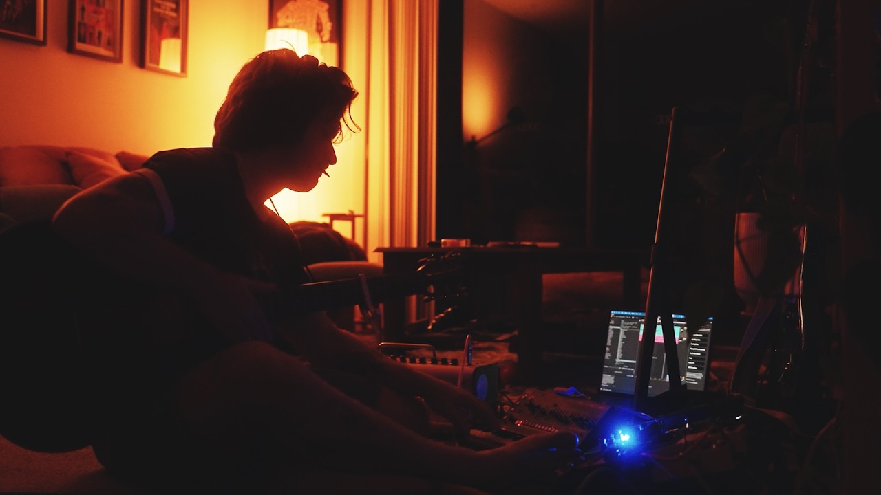 Late nights are for dreamy acoustic riffs.