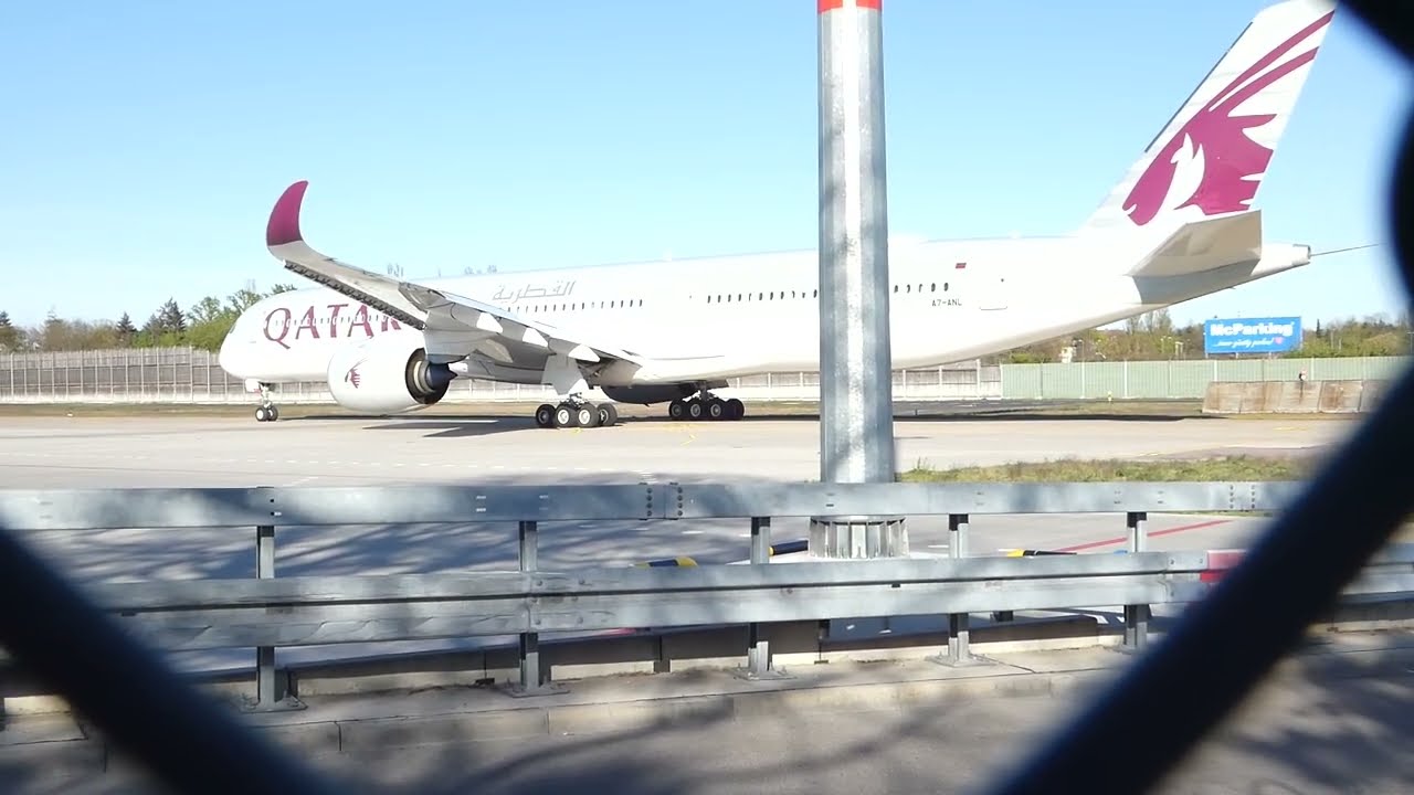 Triebwerksstart Qatar Airways (Airbus A350-1041 / A7-ANL) am 18.04.2020 in Berlin Tegel (TXL)