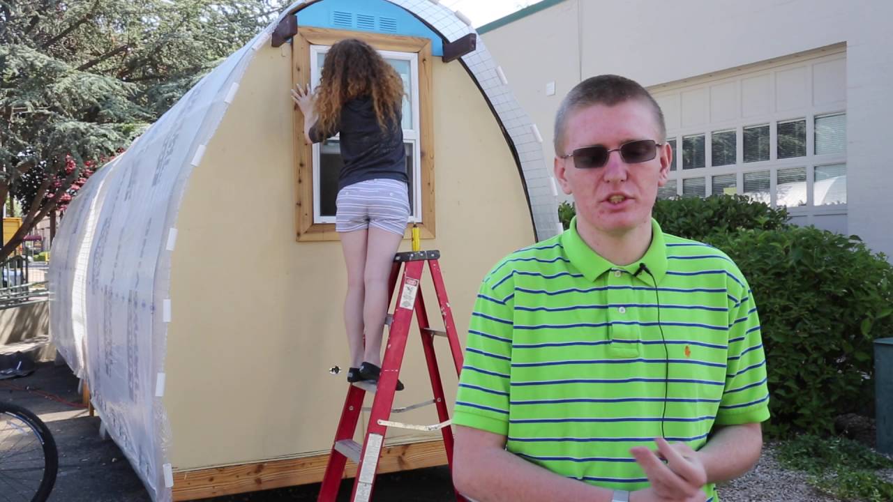 School project builds Conestoga huts for Boise homeless