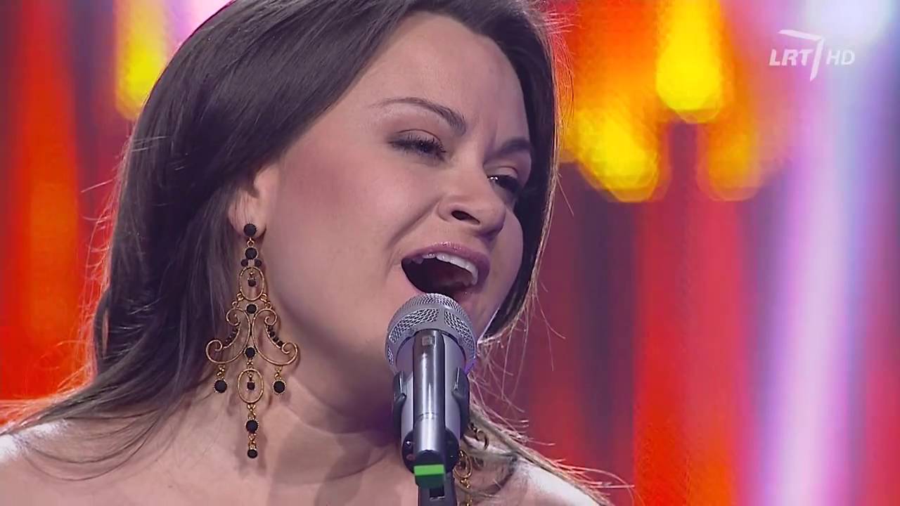 „90 dainų – 90 legendų“ | Evelina Sašenko  „Himnas meilei“