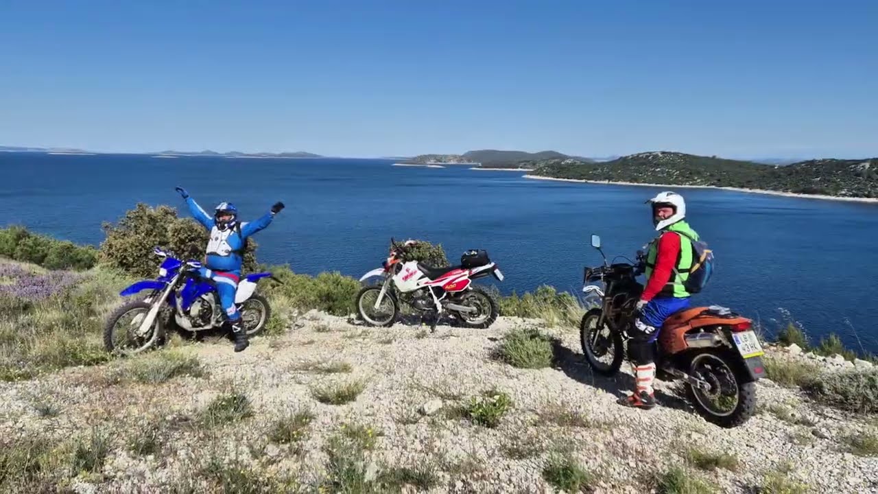 Enduro rund um den abgebrannten Berg bei Gregastica - Primosten - Sibenik - KRKA