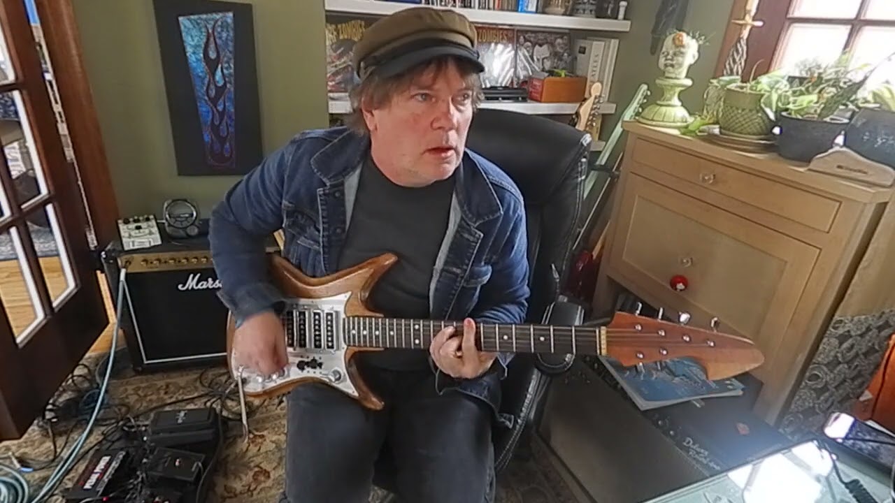Teisco Sharkfin Recent set up