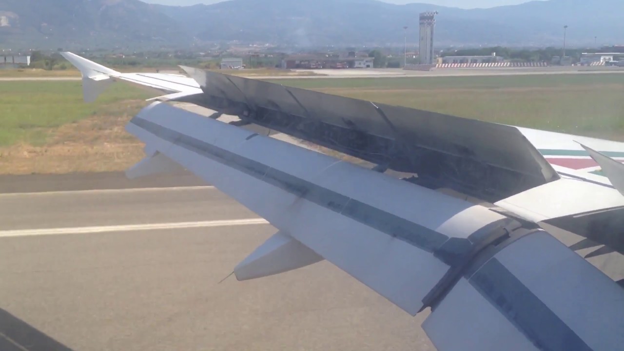 Landing at Lamezia Terme | Airbus A320 Alitalia