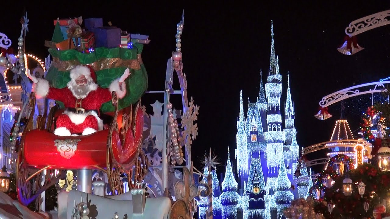 Mickey's ONCE UPON A CHRISTMASTIME Parade 2014 Multi Angle PANDAVISION - Very Merry Christmas Party