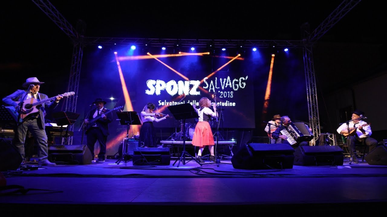 HEY SOKOŁY & Coppoloni - Banda Della Posta in Calitri, Irpinia - Sponz 2018 - War Ukraine