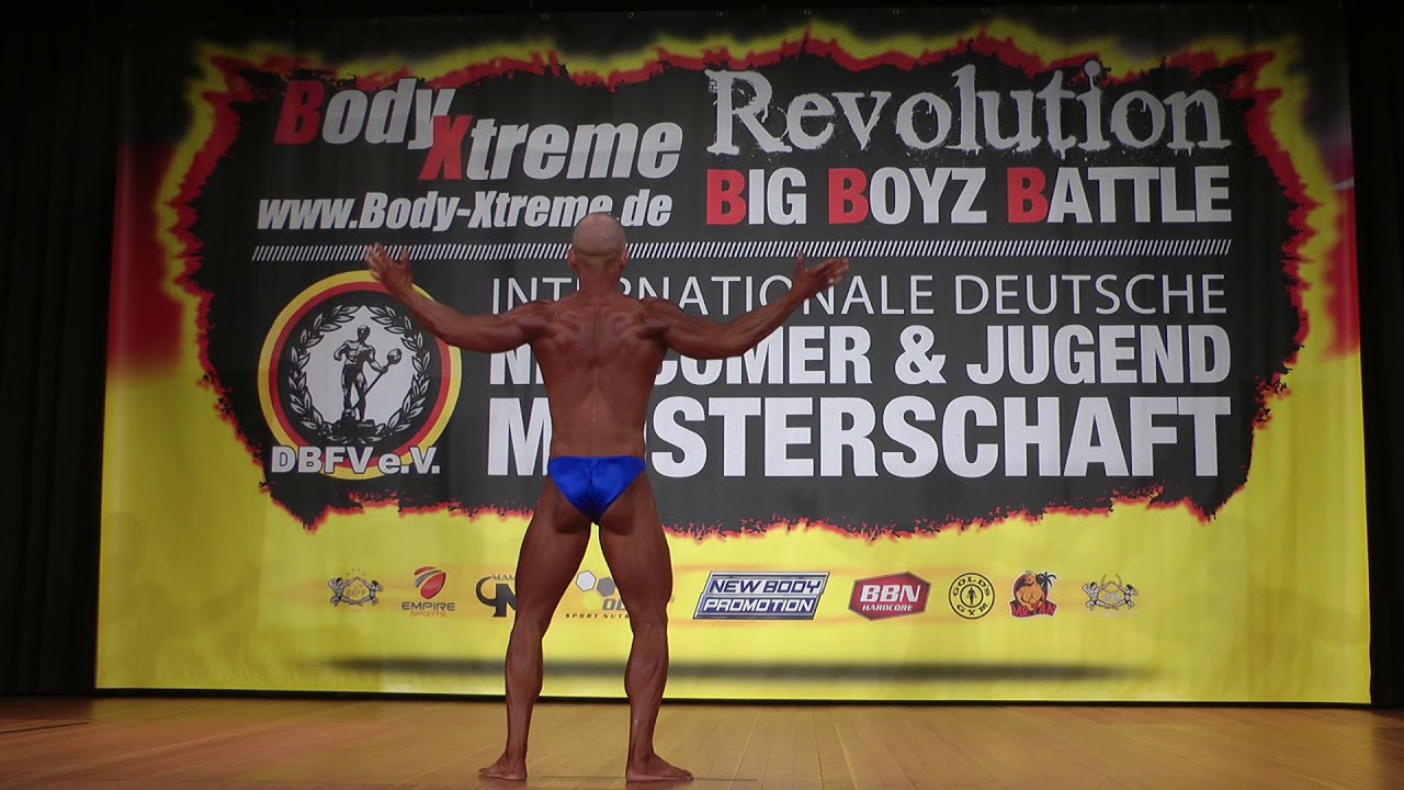 Thorben Schmidt Posing @ Deutsche Newcomer 2018