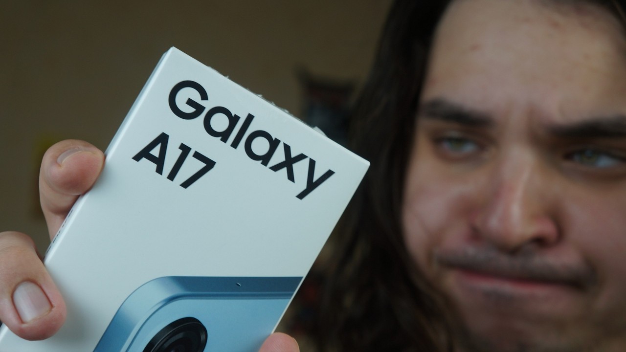 КТО ПОКУПАЕТ БЮДЖЕТКИ Samsung?