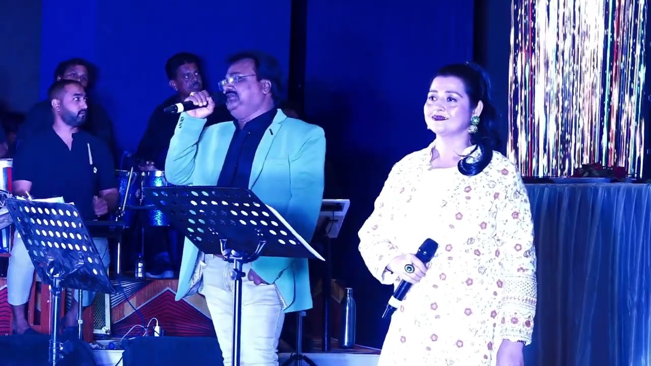 Aake teri baho me.. Mistu bardhan & hira shaikh 
