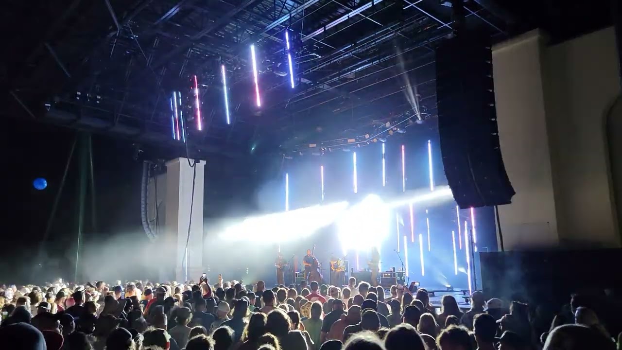 Billy Strings - Fire On My Tongue~Ole Slewfoot - St Augustine Amphitheatre - St Augustine FL 4-30-22