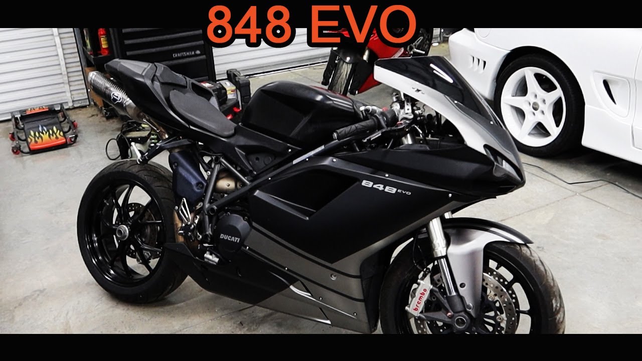 Transforming My Ducati 848 EVO: Fairing Change and Cleaning