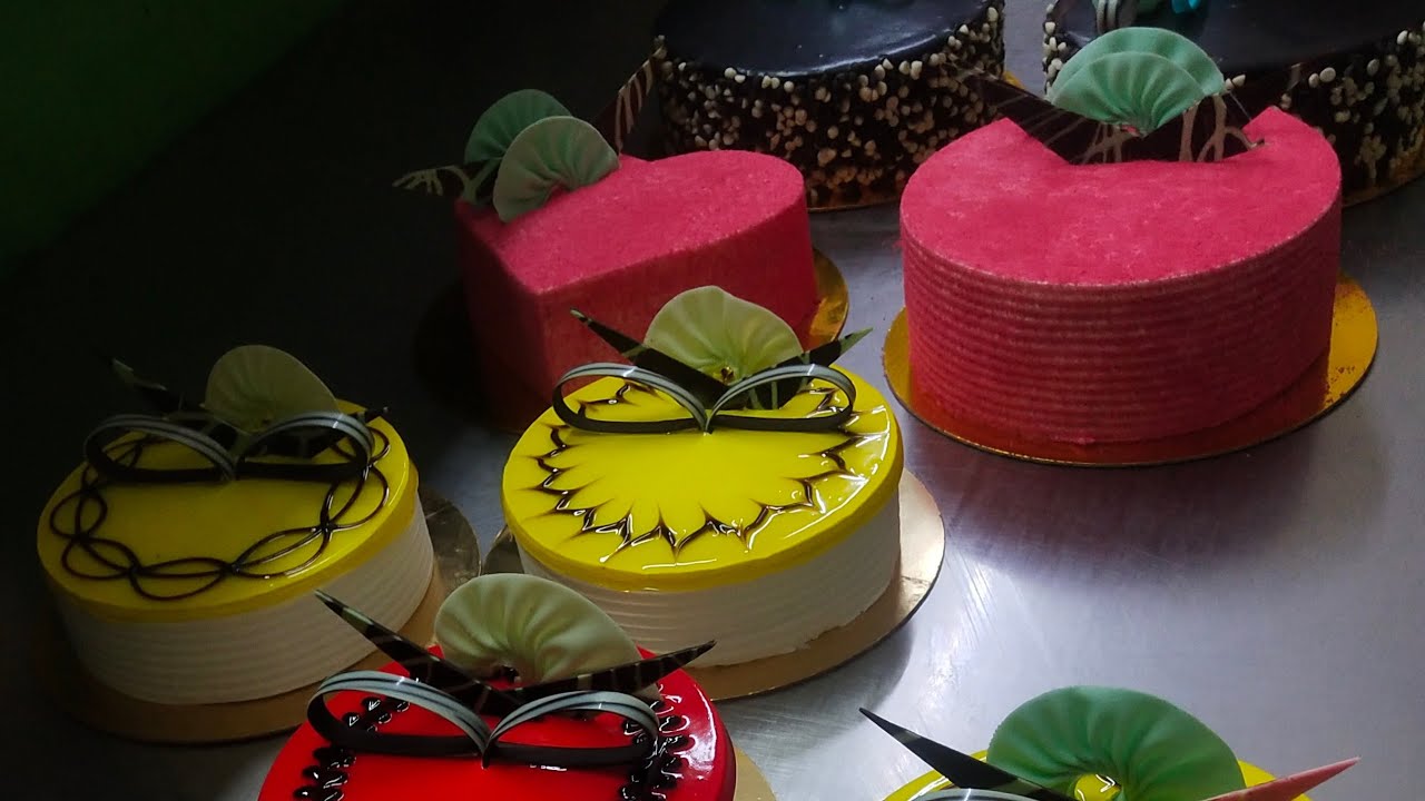 beautiful cake icing 🎂🥰❤🌺